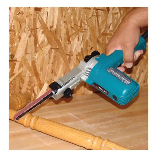 Makita 9032 Eğeleme Zımpara Makinesi - Görsel 2