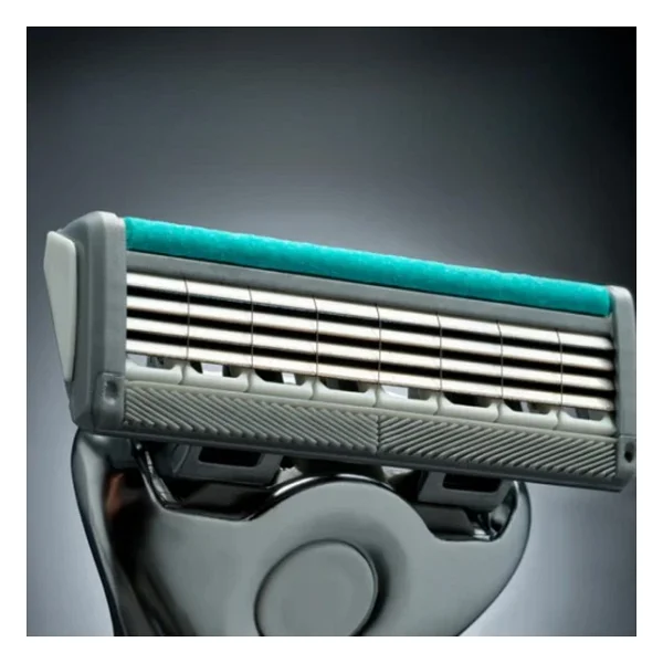 Wilkinson Sword Quattro Titanium Sensitive 4'lü Yedek Tıraş Bıçağı - Görsel 3