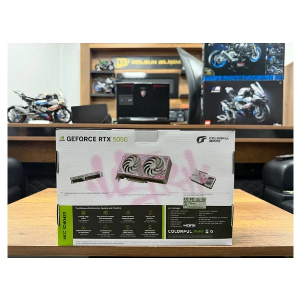 Colorful iGame RTX 5050 Ultra W DUO OC 8GB-V 128 Bit GDDR6 8 GB Ekran Kartı - Görsel 3