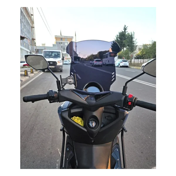 Motocam Küba Newcity 125 Ön Cam 2023-2026 Model 65Cm Siyah Renkli 4Mm Orta Boylu - Görsel 9