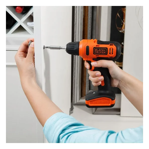 Black+Decker LD12SKA 12 V 1.5 Ah Akülü Vidalama Makinesi + 30 Parça Aksesuar Seti - Görsel 6
