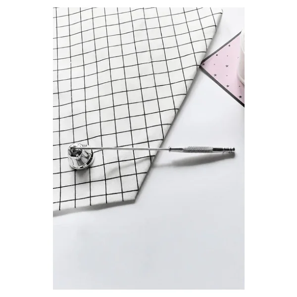 Hareketli Baş Çelik Silver 22 cm Dekoratif Çan Dizayn Saplı Mum Söndürücü cin818slv - Görsel 3