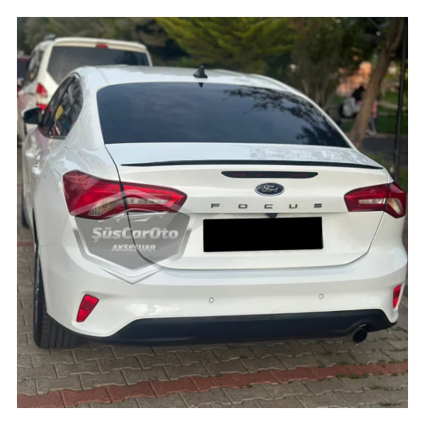 Ford Focus 4 2018 ve Sonrası Sedan Uyumlu Bagaj Üstü Spoiler Bagaj Çıtası Piano Black Parlak Siyah - Görsel 7
