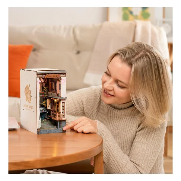 Rolife TGB01 Sakura Densya Kitap Köşesi Minyatür Maket - Görsel 3