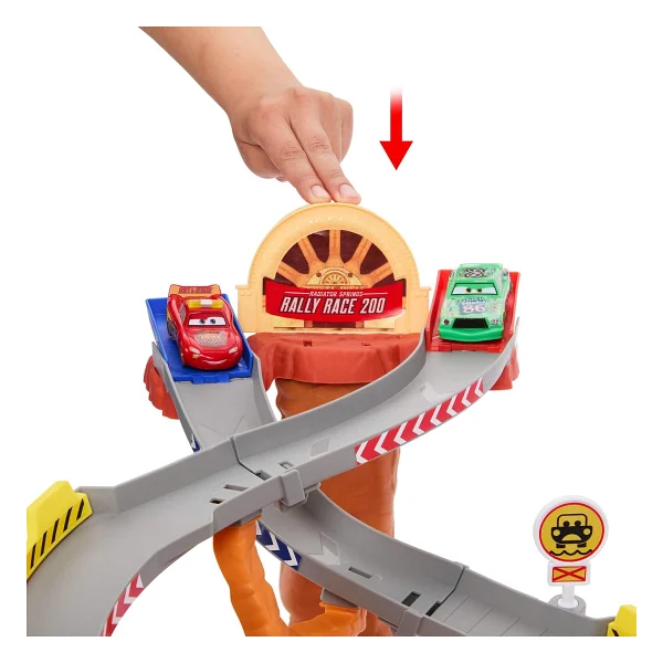 Disney Cars Radiator Springs Yarış ve Kurtarma Pisti Oyun Seti JFL57 - Görsel 6