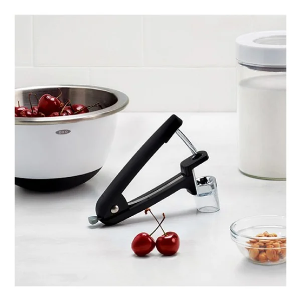Oxo Vişne Ve Zeytin Çekirdeği Çıkarıcı - Siyah - Görsel 3