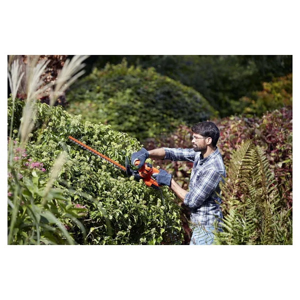 Black+Decker BEHT251 450 W Elektrikli Çit Budama Makinesi - Görsel 4