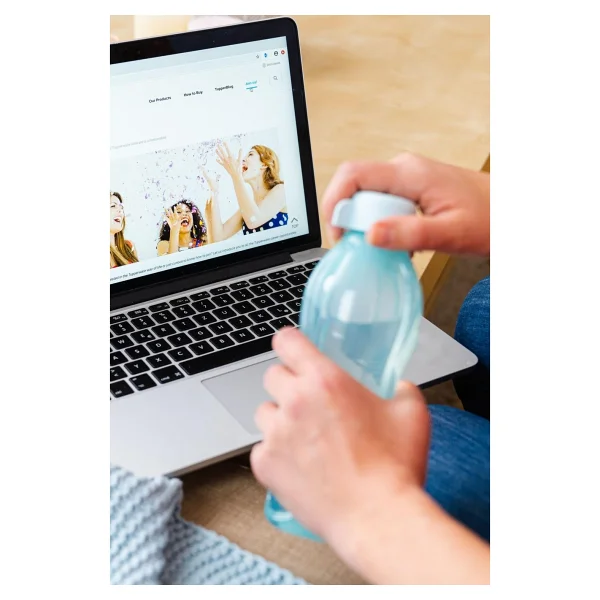 Tupperware Eco Şişe Suluk 500 ml Su Mavisi BPA İçermeyen Ergonomik Suluk 2'li - Görsel 4