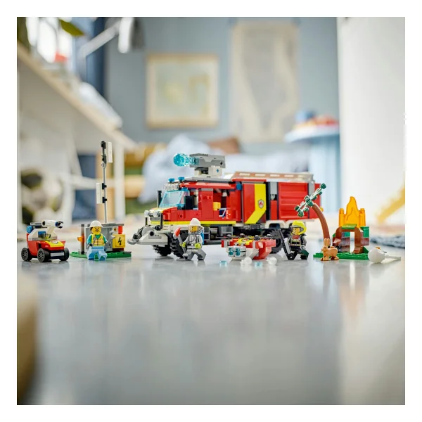 Lego 60374 City İtfaiye Komuta Kamyonu - Görsel 9