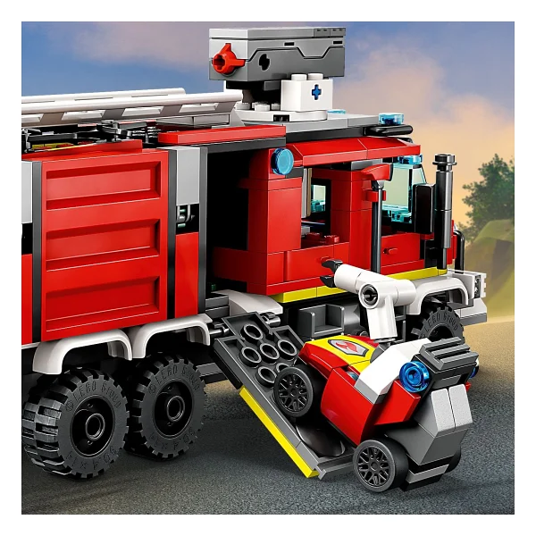 Lego 60374 City İtfaiye Komuta Kamyonu - Görsel 6