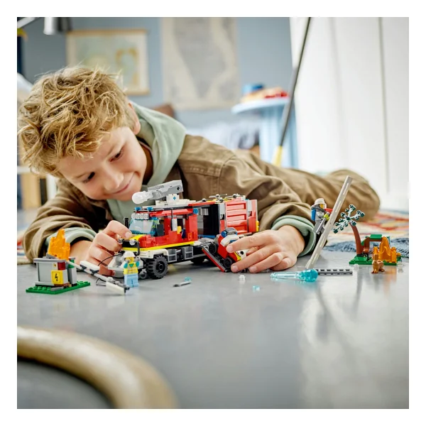 Lego 60374 City İtfaiye Komuta Kamyonu - Görsel 8