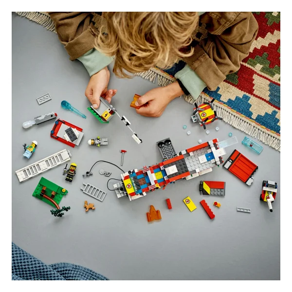 Lego 60374 City İtfaiye Komuta Kamyonu - Görsel 7