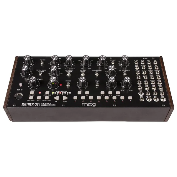 Moog Mother-32 Synthesizer - Görsel 4