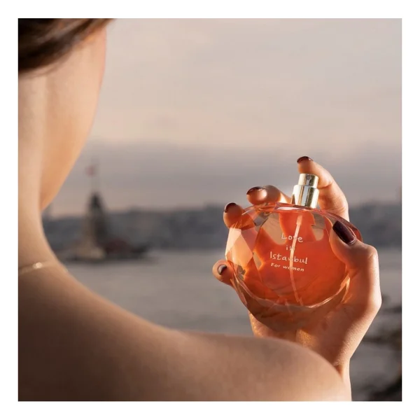 Paris Flowers Love In İstanbul EDP 100 ml Kadın Parfüm - Görsel 5