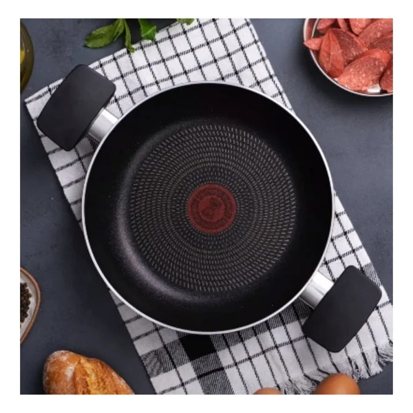 Tefal Titanium Resist 22 cm Yumurta Tavası - Görsel 4