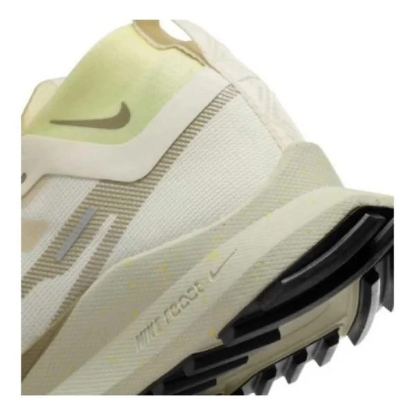Nike React Pegasus Trail 4 Gore-Tex DJ7929-101 Bej Kadın Koşu Ayakkabısı - Görsel 5