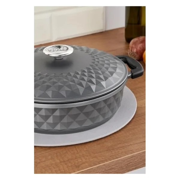 Taç Bella 26 cm Basık Döküm Tencere - Görsel 3