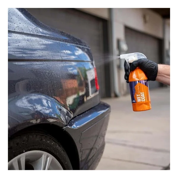 Gyeon Q2M WetCoat Nano Boya Koruma Ve Seramik Sprey Hızlı Cila - 4000 ml -Su İtici Parlak Islak Cila - Görsel 3