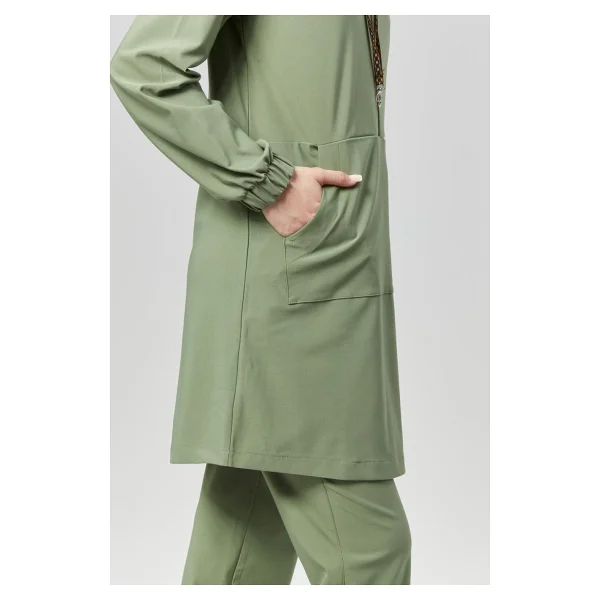 Çatı Uniform Extreme Cool Modest - Premium Çift Yön Likralı Doktor Hemşire Forma Takımı Scrubs Üniforma Cerrahi Takım (Kadın), Yosun - Yosun Yeşili - XS - Görsel 5