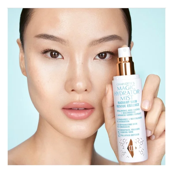 Charlotte Tilbury Magic Hydrator Mist Nemlendirici 75 ml Makyaj Sabitleyici Sprey - Görsel 2