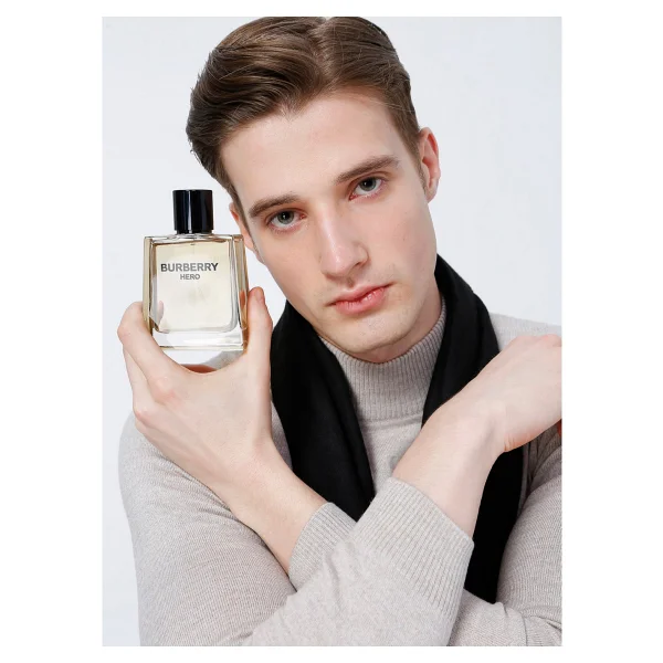 Burberry Hero EDT 100 ml Erkek Parfüm - Görsel 2