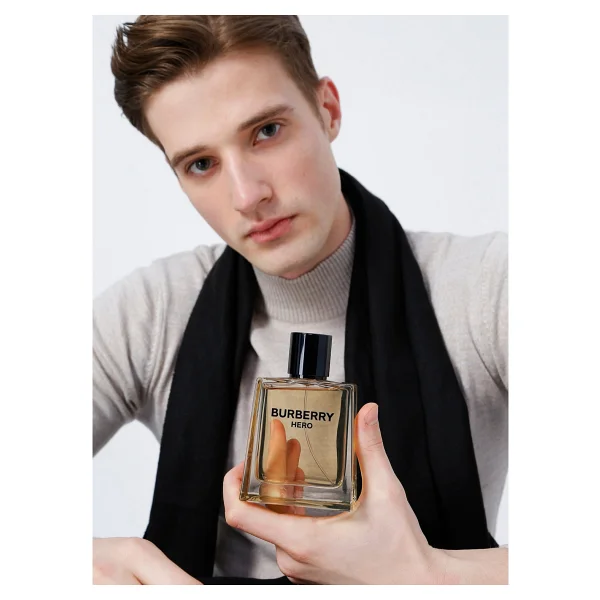Burberry Hero EDT 100 ml Erkek Parfüm - Görsel 3