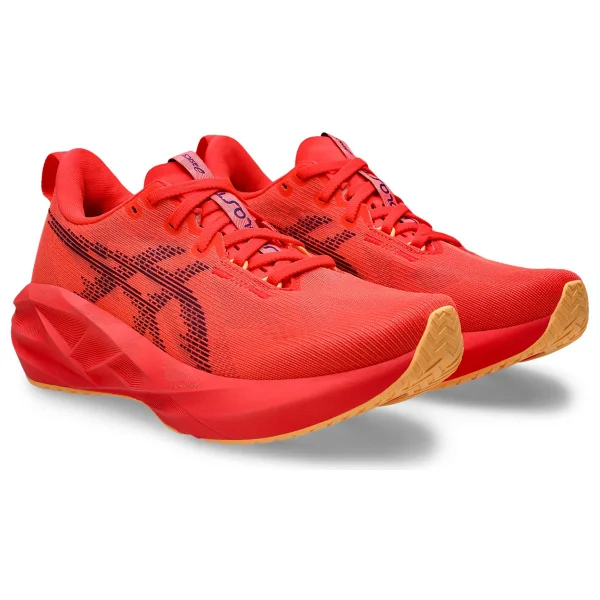 Asics Novablast 1012B765-601 Kırmızı Kadın Koşu Ayakkabısı - Görsel 2