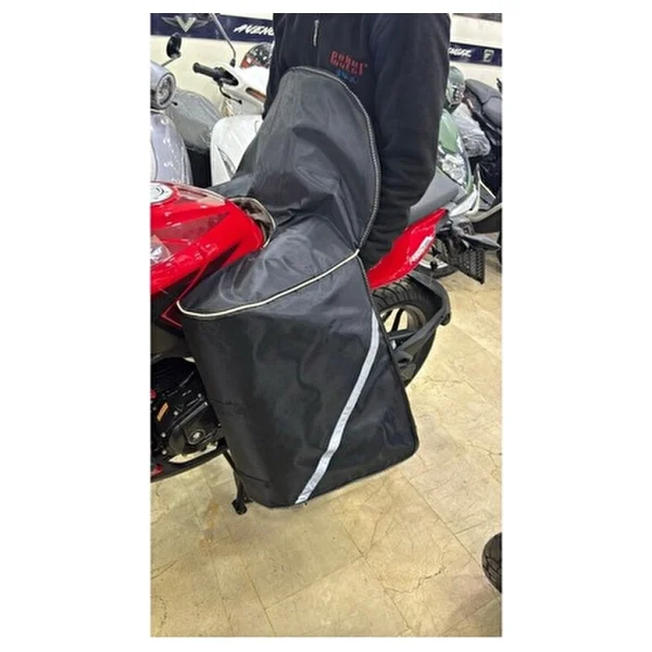 2Extreme Motosiklet Diz Örtüsü Impertex Kumaş ile Suya Dayanıklı Kullanım Sunar - Görsel 2