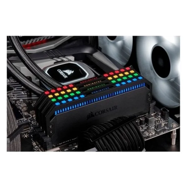 Corsair Dominator Platinum RGB 32 GB (4x8) 3600 MHz CL16 CMT32GX4M4K3600C16 DDR4 Ram - Görsel 3