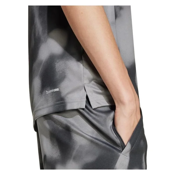 Adidas Training with Allover Graphic JM3781 Kısa Kollu Bisiklet Yaka Çocuk Tişört - Görsel 6