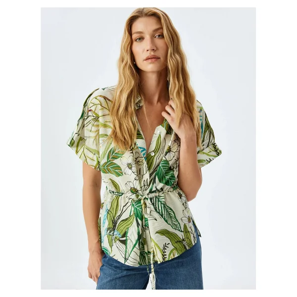 Koton Floral Desenli Beli Bağlama Detaylı Viskon Kısa Kollu Oversize Gömlek - Görsel 7