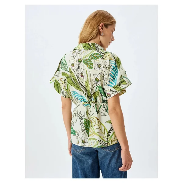 Koton Floral Desenli Beli Bağlama Detaylı Viskon Kısa Kollu Oversize Gömlek - Görsel 4