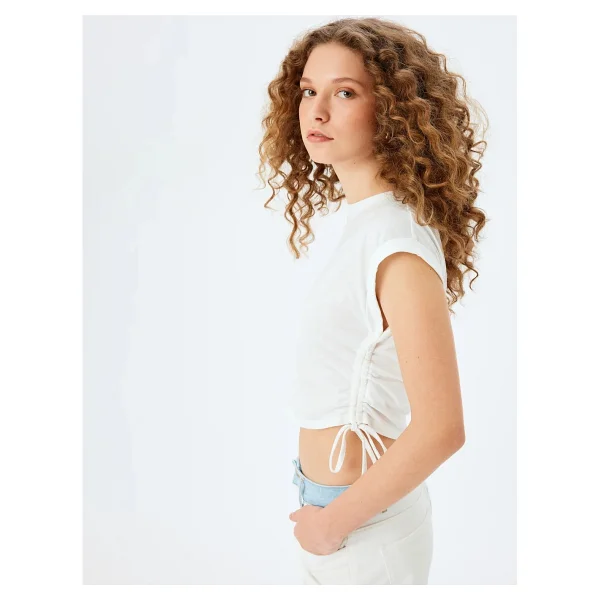Koton Kolsuz Bisiklet Yaka Büzgülü Crop Atlet - Ekru - XS - Görsel 8