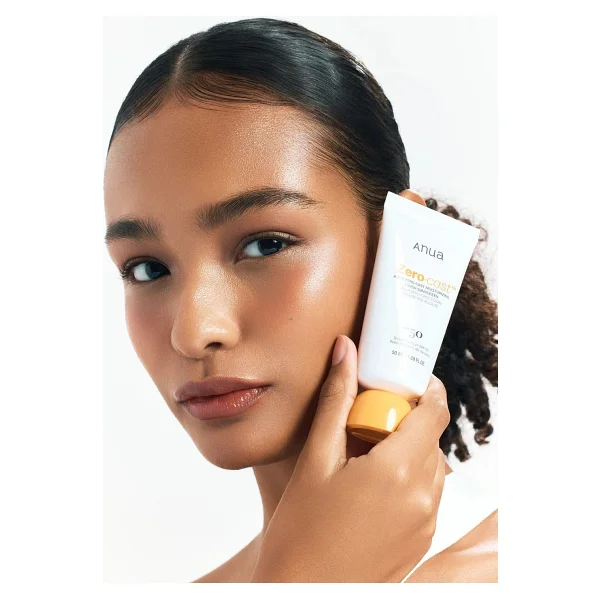 Anua Zero-Cast Moisturizing Finish Sunscreen - Nemlendirici Güneş Kremi SPF50 - 50 ml - Görsel 4