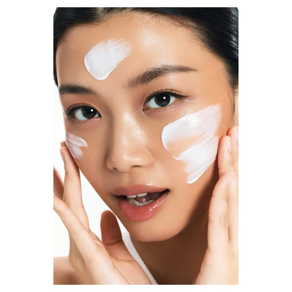 Anua Zero-Cast Moisturizing Finish Sunscreen - Nemlendirici Güneş Kremi SPF50 - 50 ml - Görsel 5