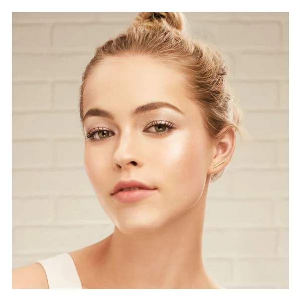 Maybelline New York Master Strobing 100 Light Stick Highlighter - Görsel 6