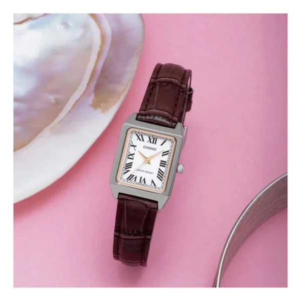 Casio Standart LTP-V007L-7B2UDF Deri Kordon Kahverengi-Beyaz Kadın Kol Saati - Görsel 2