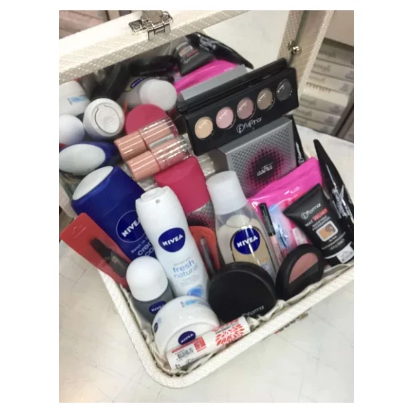 Flormar Nivea 21 Parça Şifreli Kutu Makyaj Set - Görsel 4