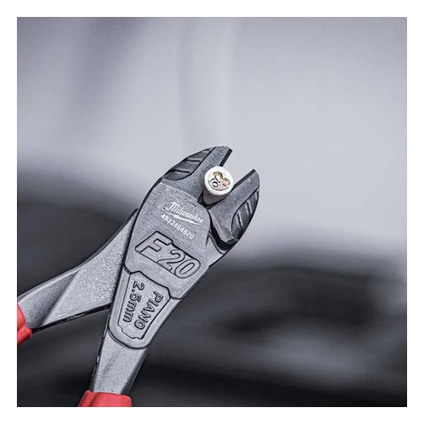 Milwaukee T4932464570 200 mm 1000V Ağır Hizmet Tipi Yan Keski - Görsel 3