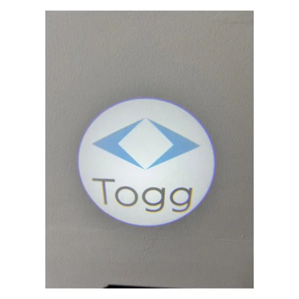 Toog Araçlar İçin Pilli Yapıştırmalı Kapı Altı LED Logo-Projektör - Görsel 2