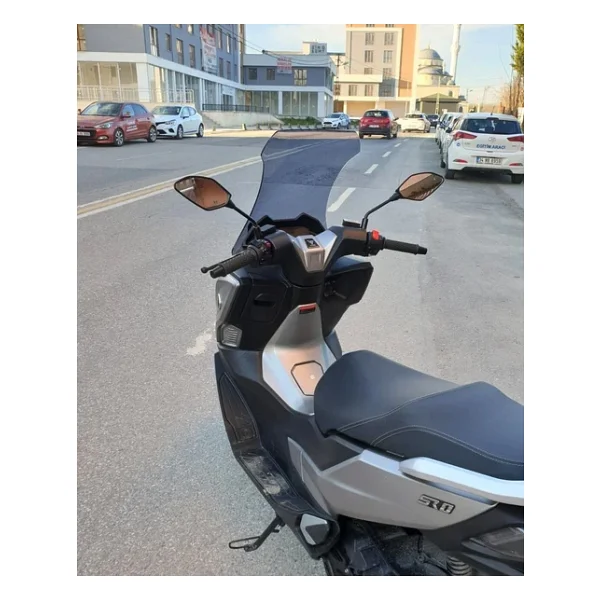 Motocam Voge Sr1 Ön Cam 2023-2026 Model 62cm Füme Renk 4mm Orta Boylu - Görsel 6