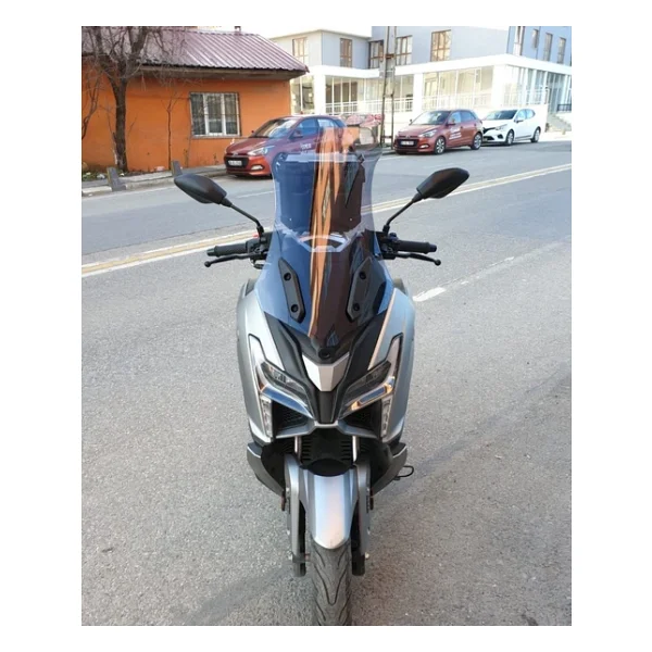 Motocam Voge Sr1 Ön Cam 2023-2026 Model 62cm Füme Renk 4mm Orta Boylu - Görsel 8