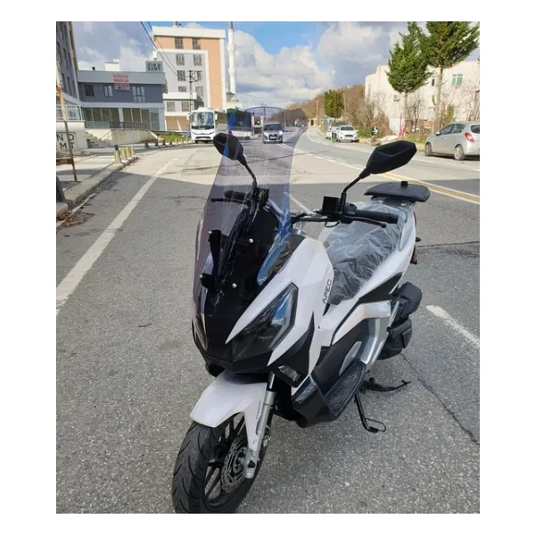 Motocam Volta Apec Apx7 Ön Cam 2025-2026 Model 68Cm Füme Renkli 4Mm Orta Boylu - Görsel 8