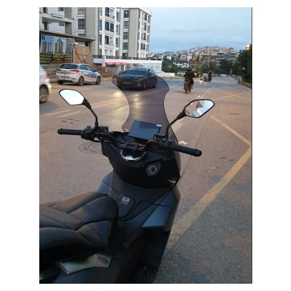 Motocam Yuki Vampire 125 Ön Cam 2023-2026 Model 72cm Füme Renkli 4mm - Görsel 9