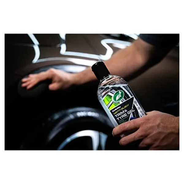 Turtle Wax 300 Ml Lastik Parlatıcı Jel - Görsel 4
