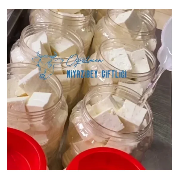 Niyazibey Çiftliği Doğal Salamura Köy Peyniri 3 Kg - Görsel 3