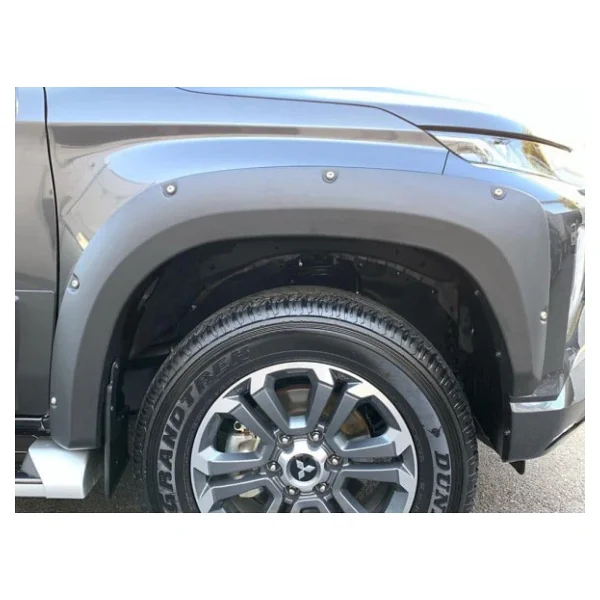 Mitsubishi L200 2019+ Camurluk Kaplama Seti Dodik - Görsel 2