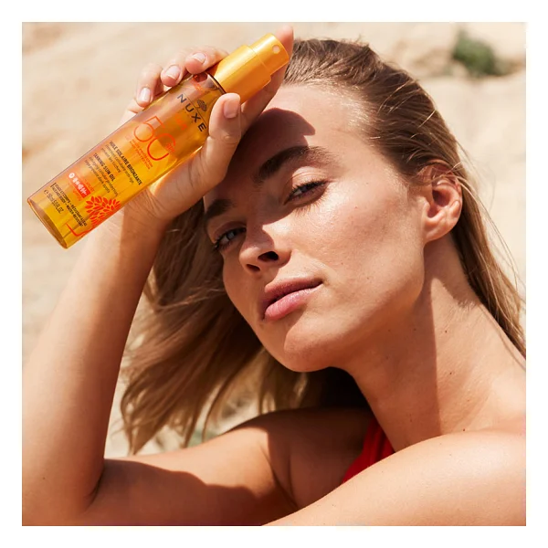 Nuxe Huile Solaire Bronzlaştırıcı Yüz Ve Vücut Yağı Spf50 150 Ml - Görsel 4