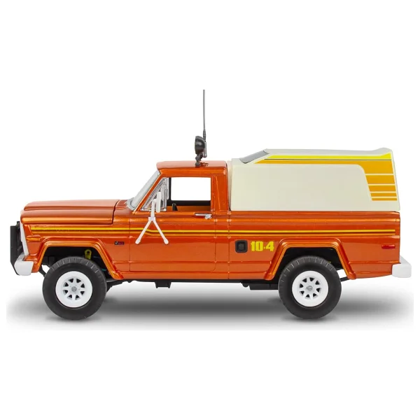 Revell 1:24 '79 Jeep J10 Pickup with Camper Top 14568 Maket Seti - Görsel 3