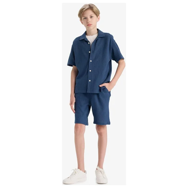 DeFacto Erkek Çocuk Oversize Geniş Kalıp Polo Yaka Kısa Kollu Gömlek E3313A825HS - Görsel 2